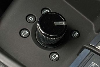 Audi E-Tron Black Edition