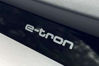 Audi E-Tron Black Edition
