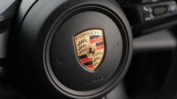 Porsche Taycan Saloon 
