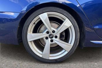 Audi A4 S Line