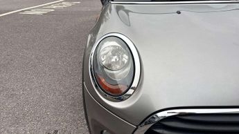 MINI Hatchback Cooper