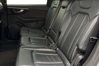 Audi Q7 Black Edition