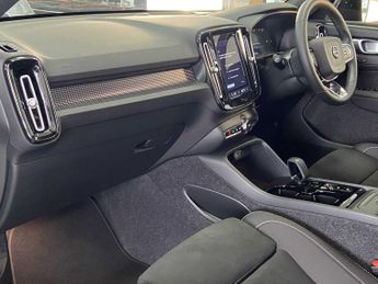 Volvo Xc40 Plus Black Edition