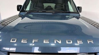 Land Rover Defender S