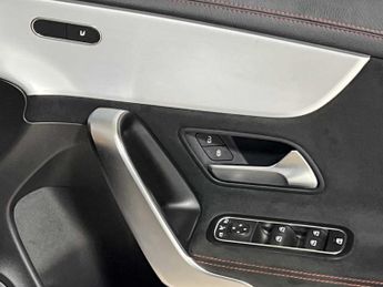 Mercedes-Benz Cla AMG Line