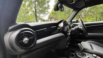 MINI Hatchback Cooper S Level 2