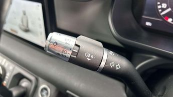 Land Rover Defender X-Dynamic S