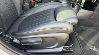 MINI Hatchback Cooper Exclusive