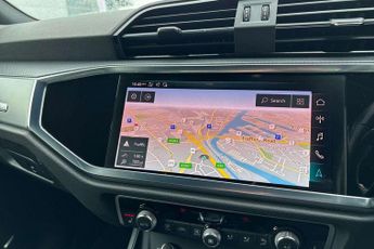Audi Q3 S Line