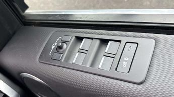 Land Rover Discovery R-Dynamic HSE