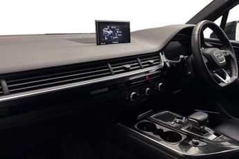 Audi Q7 Black Edition