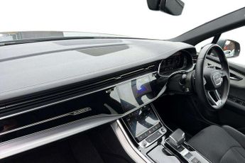 Audi Q7 S Line