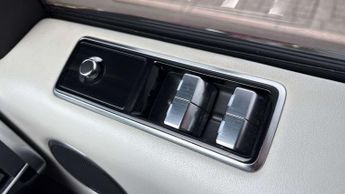 Land Rover Range Rover Sport SVR