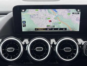 Mercedes-Benz GLA AMG Line