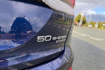 Audi Q4 S Line