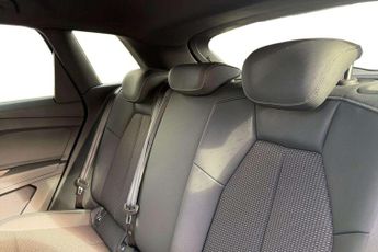 Audi Q4 S Line