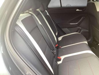 Volkswagen T-Roc SEL