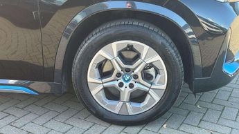 BMW Ix1 xLine