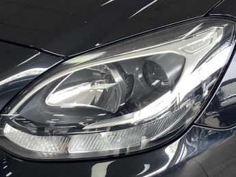 Mercedes-Benz SLC Sport