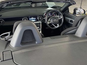 Mercedes-Benz SLC Sport