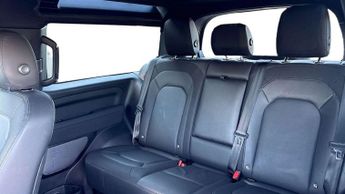 Land Rover Defender X-Dynamic SE