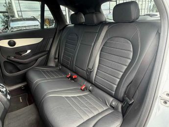 Mercedes-Benz GLC AMG Line