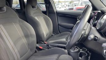 MINI Hatchback Cooper S Sport