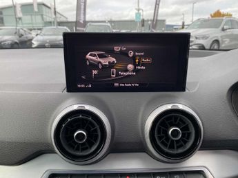 Audi Q2 S Line