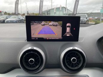 Audi Q2 S Line