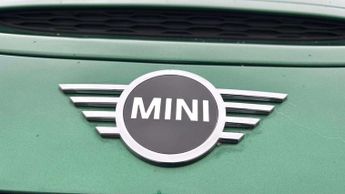 MINI Hatchback Cooper S Exclusive