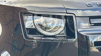 Land Rover Defender X-Dynamic SE