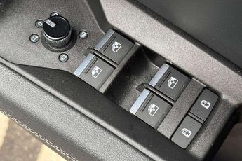 Audi Q4 S Line