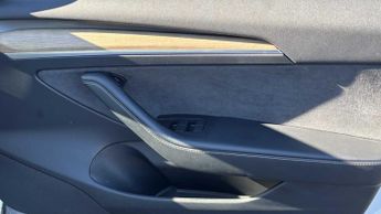 Tesla Model 3 Long Range