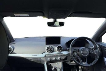 Audi Q2 S Line