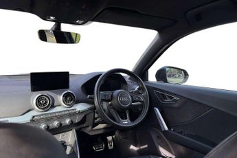 Audi Q2 S Line