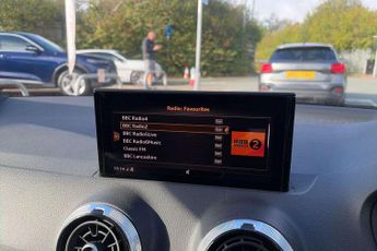 Audi Q2 S Line
