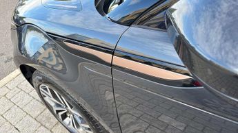 Land Rover Range Rover Evoque R-Dynamic HSE