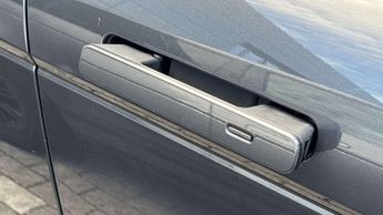 Land Rover Range Rover Evoque R-Dynamic HSE