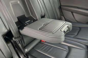 Audi Q7 Black Edition