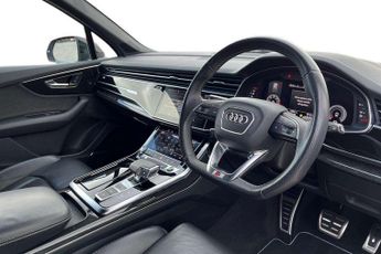 Audi Q7 Black Edition
