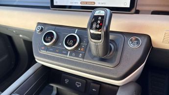 Land Rover Defender X-Dynamic S