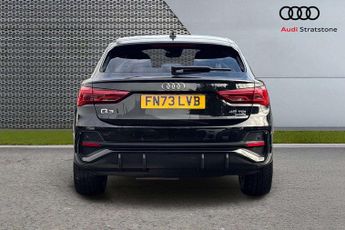 Audi Q3 Black Edition
