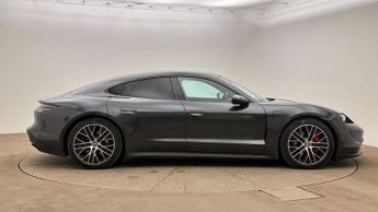 Porsche Taycan 4S