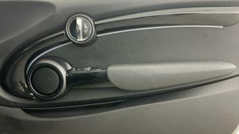 MINI Hatchback Cooper S Level 2
