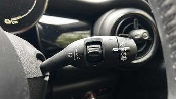 MINI Hatchback Cooper S Level 2