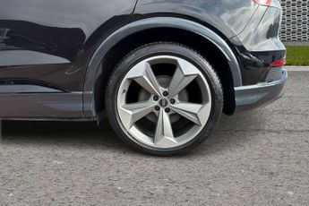 Audi Q4 Black Edition