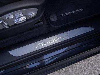 Porsche Macan Estate 