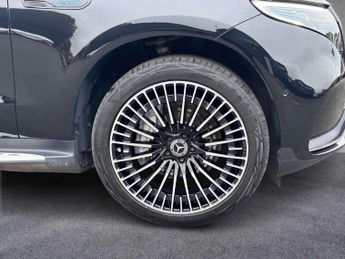 Mercedes-Benz EQC AMG Line