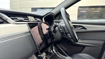 Jaguar F-PACE R-Dynamic S