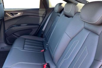 Audi Q4 S Line